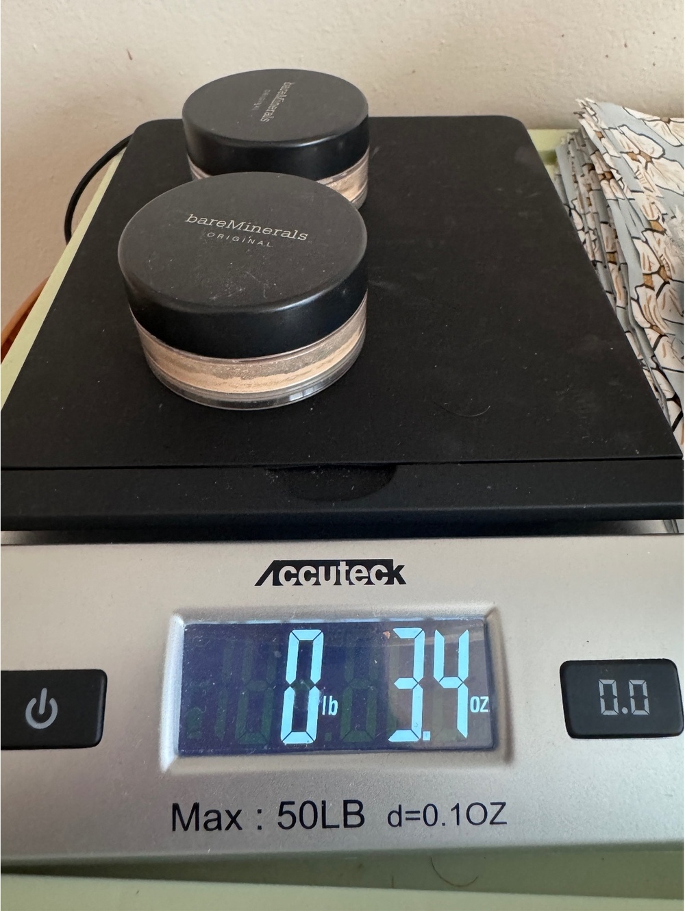 Bare minerals - fairly light - powder - new - Picture 5 of 5